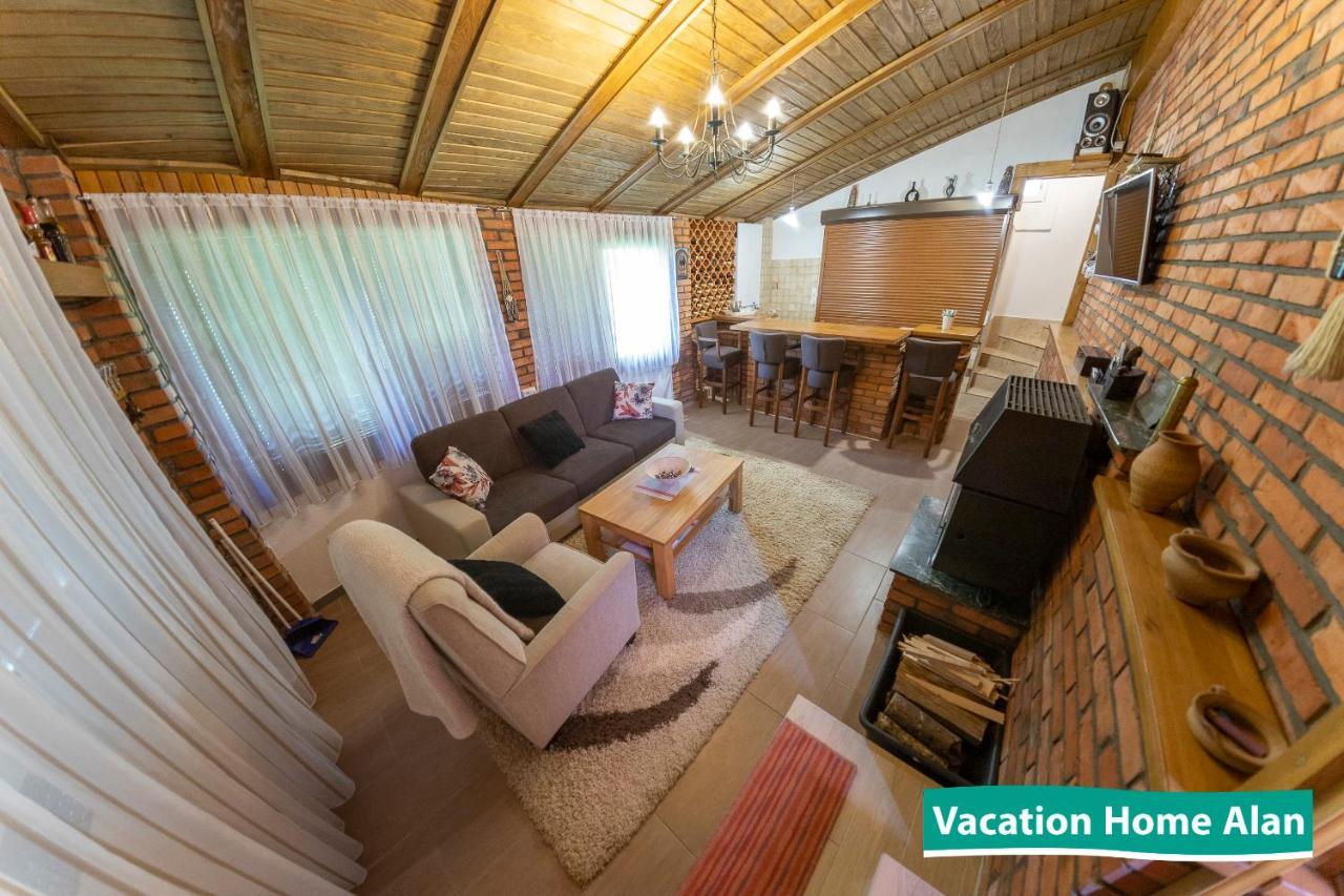 Vacation Home Alan 2 คูเลนวาคูฟ ภายนอก รูปภาพ