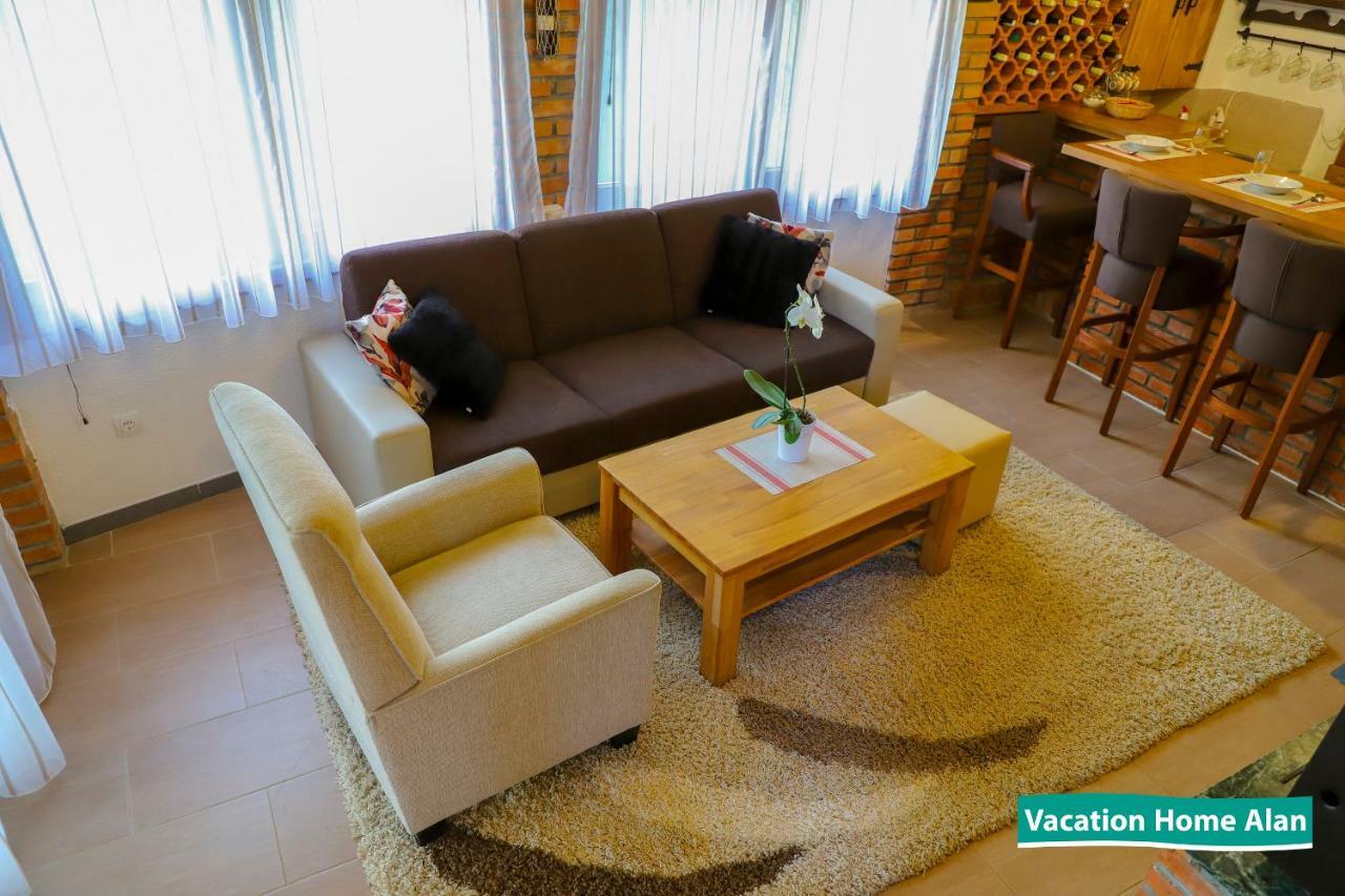 Vacation Home Alan 2 คูเลนวาคูฟ ภายนอก รูปภาพ