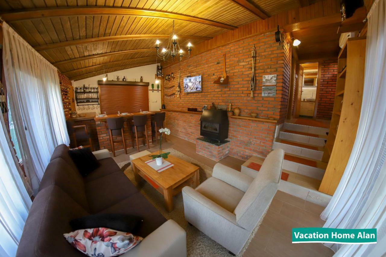 Vacation Home Alan 2 คูเลนวาคูฟ ภายนอก รูปภาพ